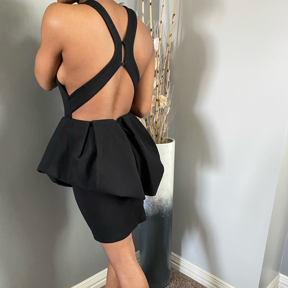 Caribbean Queen Black Backless Peplum Dress